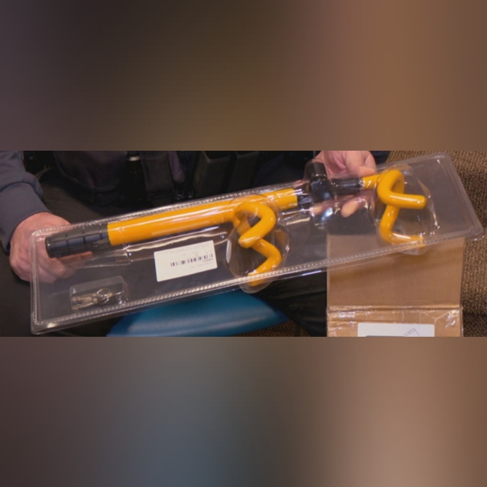Anti-Theft Steering Wheel Lock